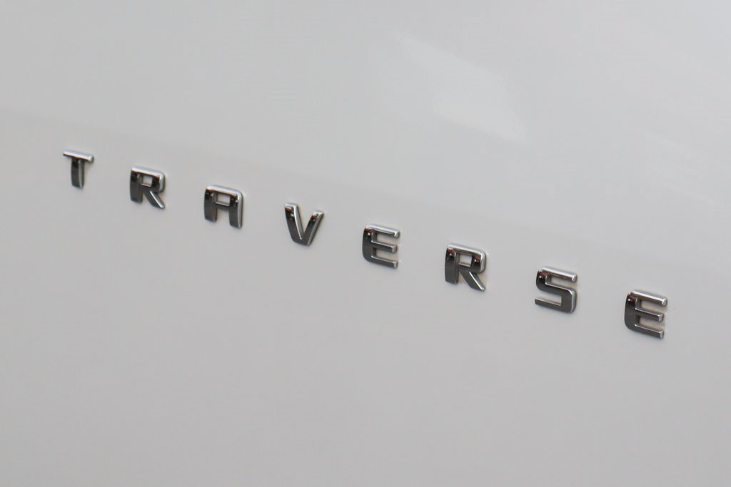 Used 2023 Chevrolet Traverse LT image 45