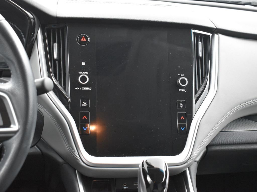 Used 2022 Subaru Outback Premium image 21