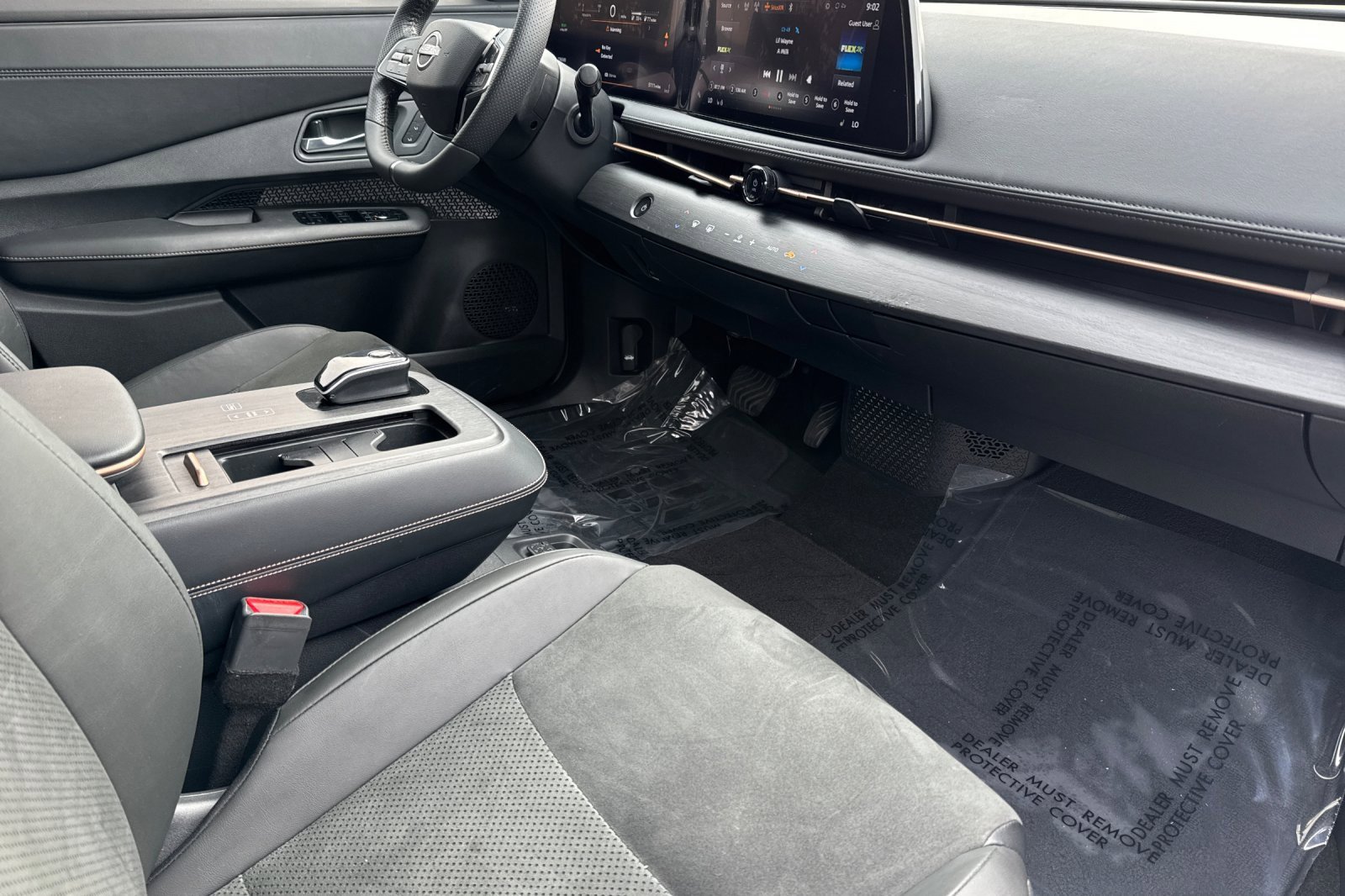 Certified 2024 Nissan Ariya FWD image 18