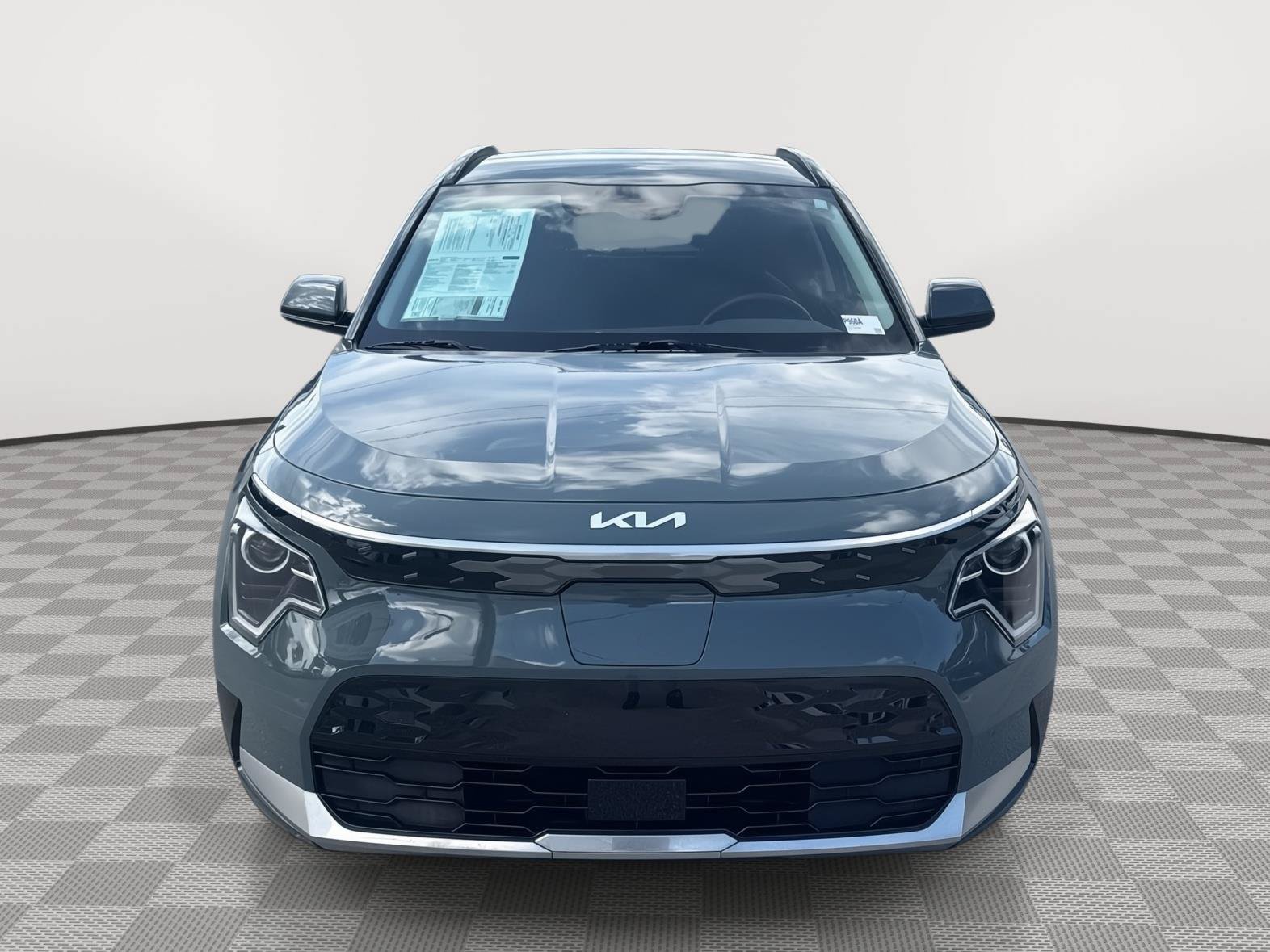 Used 2023 Kia Niro Wind FWD image 2