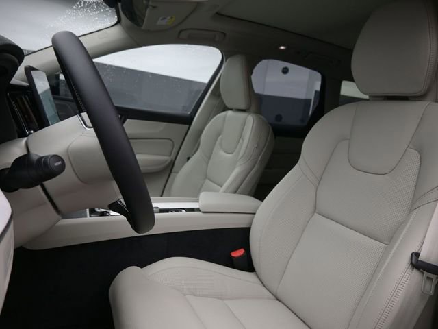 New 2026 Volvo XC60 T8 Ultra w/ Protection Package Premier image 9
