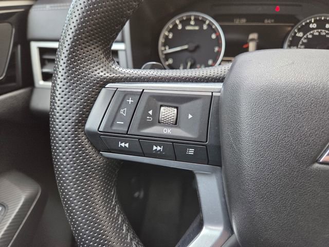 Used 2025 Mitsubishi Outlander SE AWD/4WD image 37