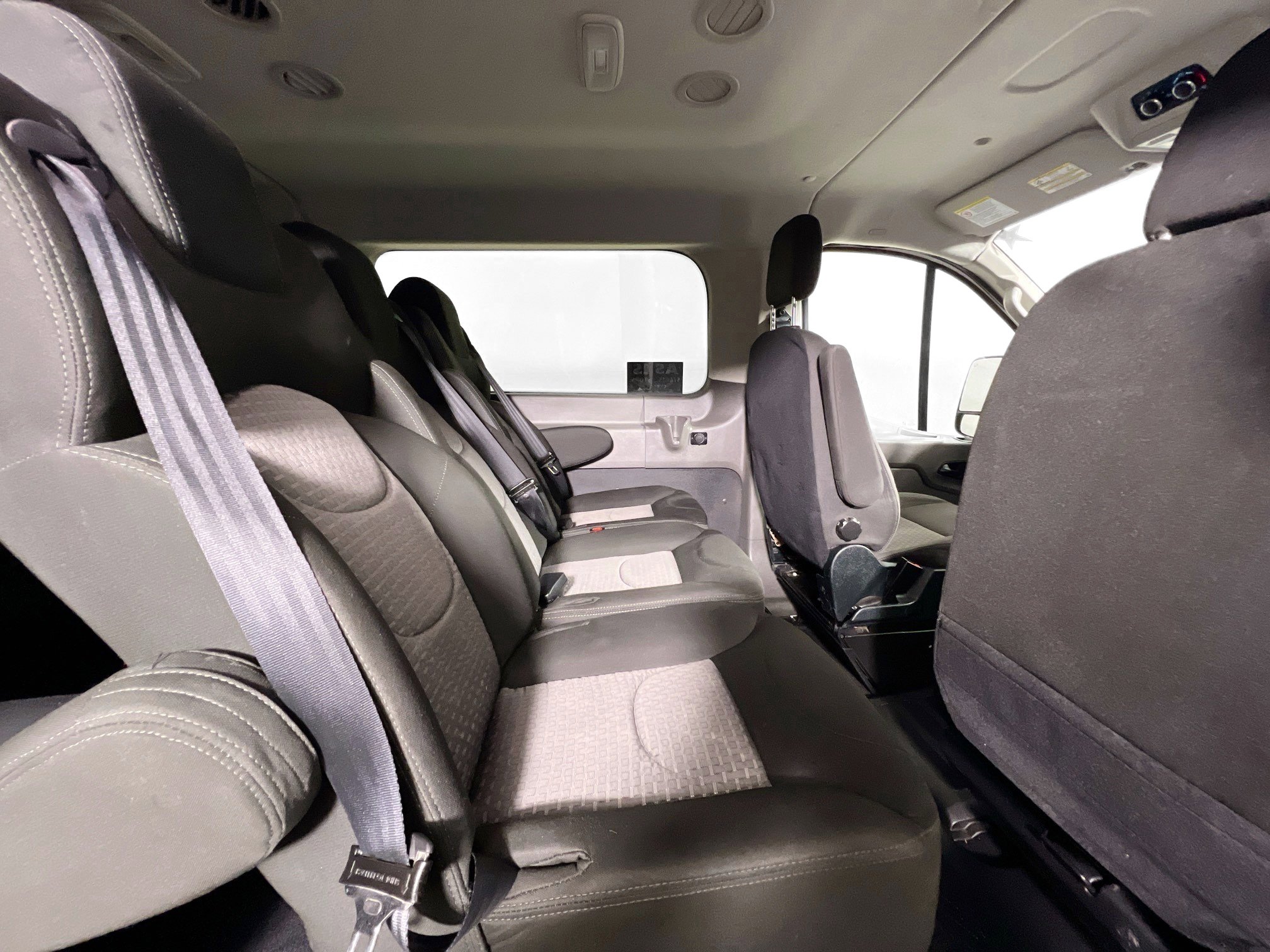 Used 2024 Ford Transit 350 XLT image 27