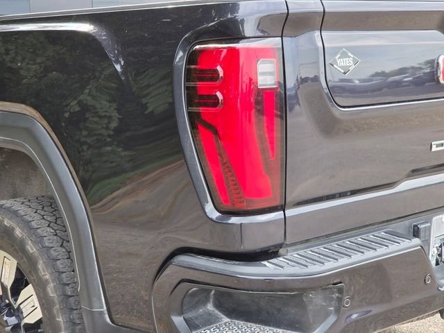 Used 2024 GMC Sierra 2500 Denali w/ Denali Reserve Package AWD/4WD image 8