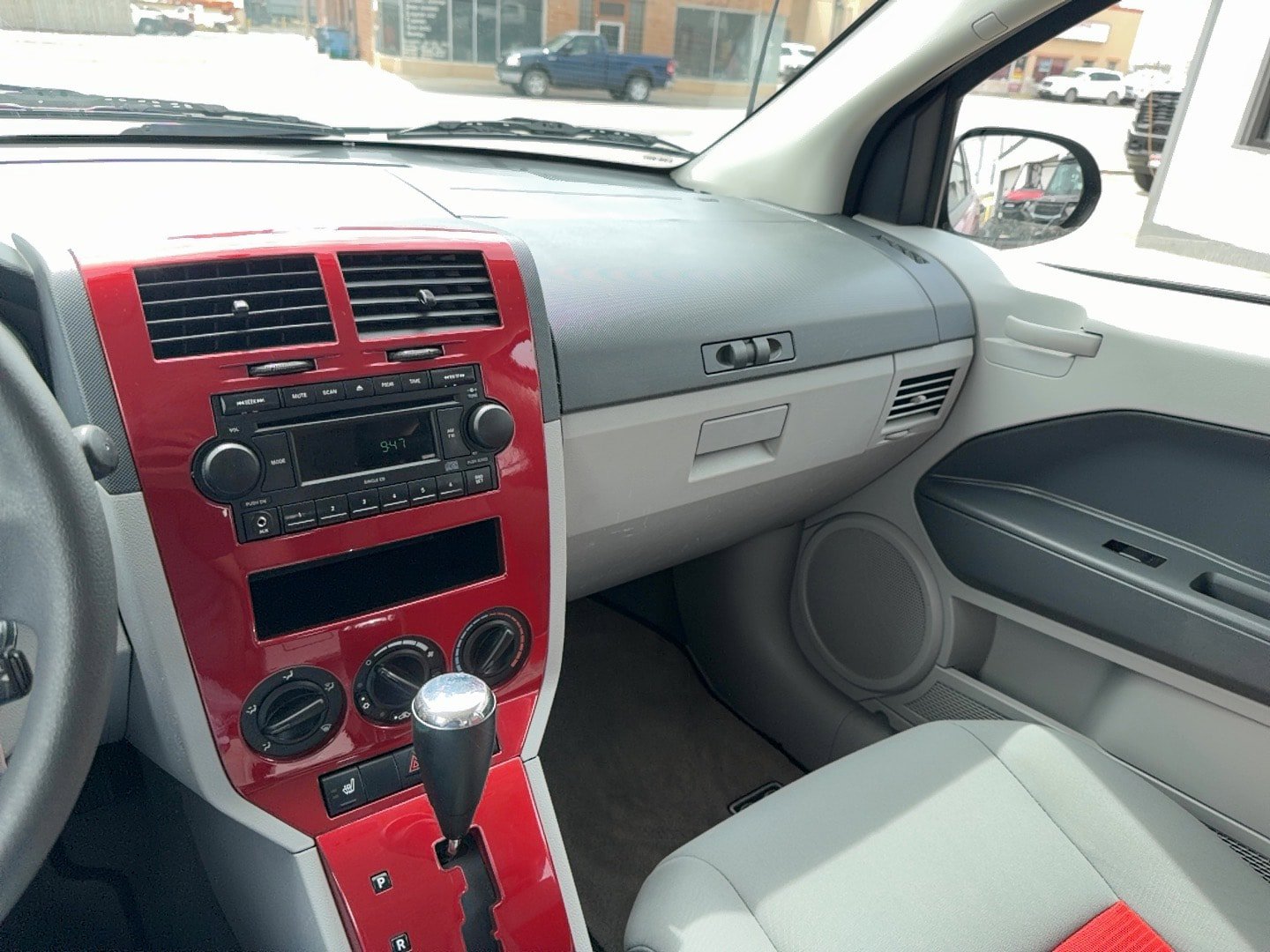 Used 2007 Dodge Caliber SXT image 13