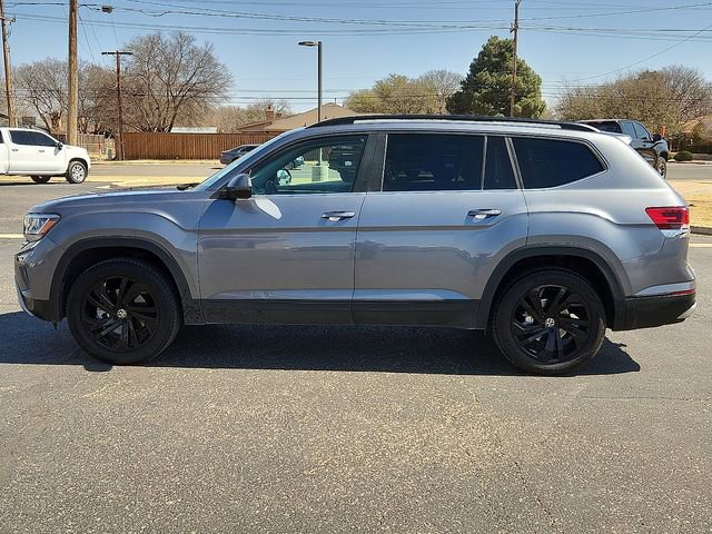 Used 2022 Volkswagen Atlas SE AWD/4WD image 2