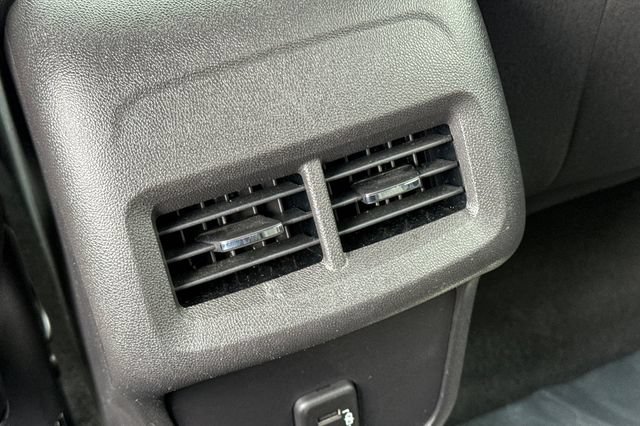 Used 2024 Chevrolet Equinox LT AWD/4WD image 44