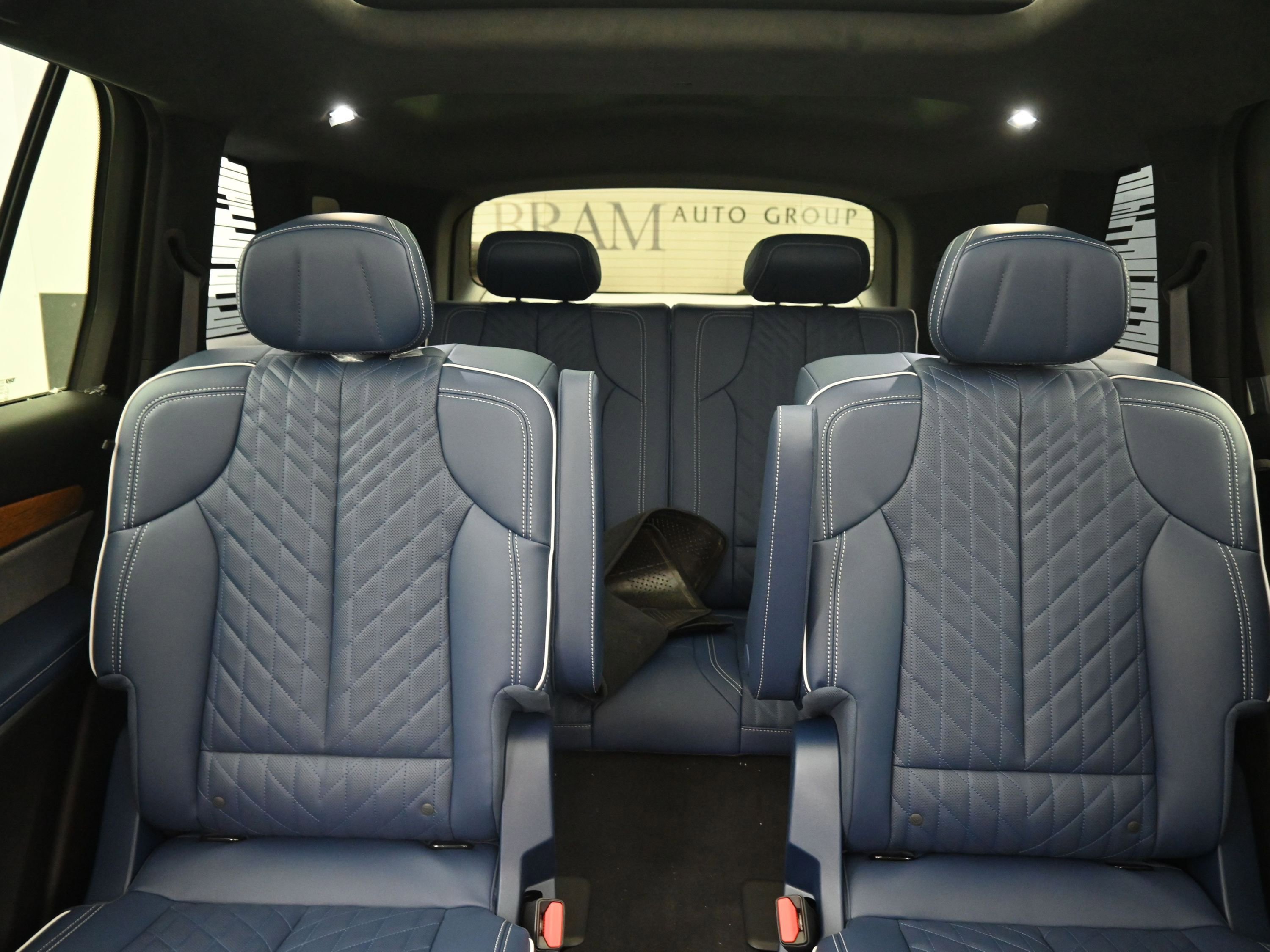 New 2026 Cadillac Vistiq Premium Luxury w/ LPO, Floor Liner Package image 14