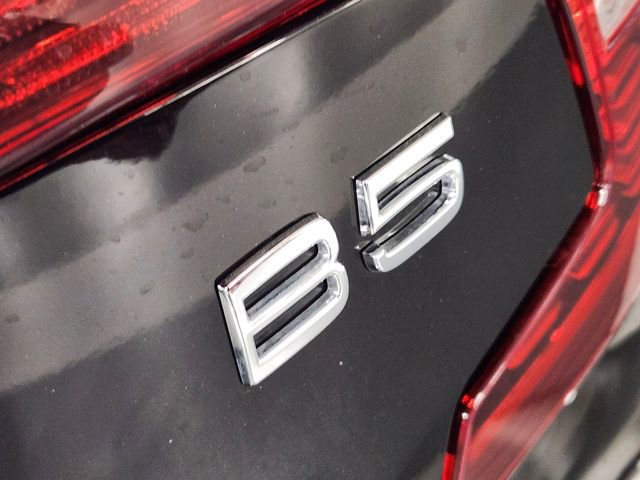 Used 2024 Volvo S60 B5 Core image 13