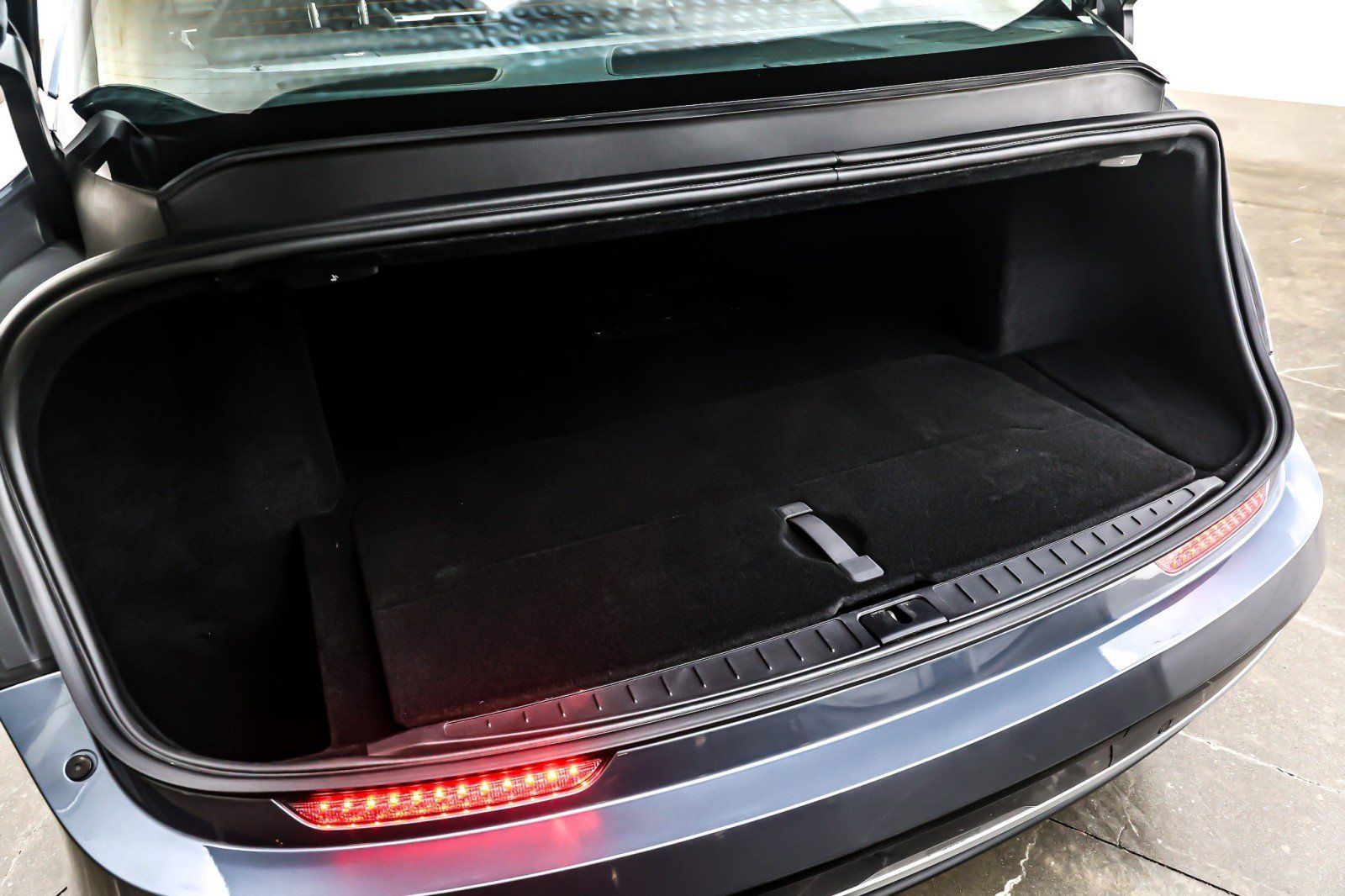 Used 2024 Lucid Air Touring image 22