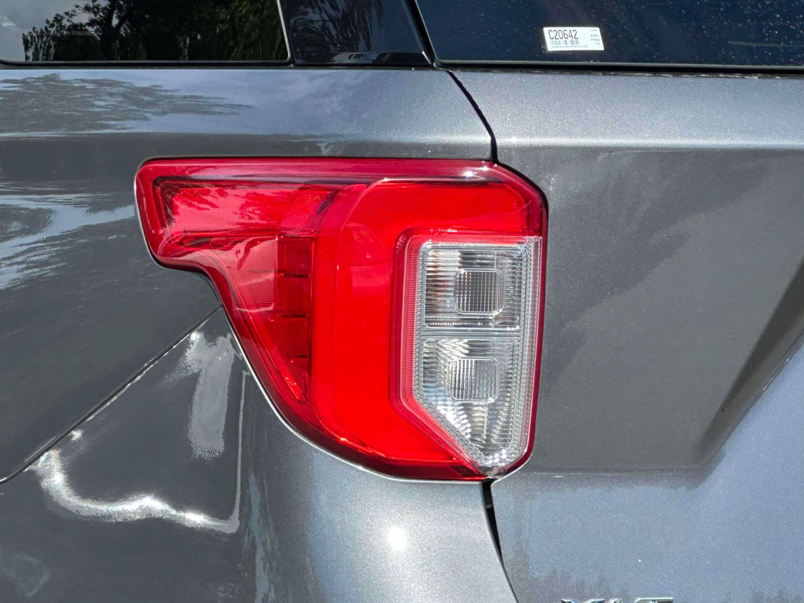 Used 2023 Ford Explorer XLT w/ Equipment Group 202A AWD/4WD image 9