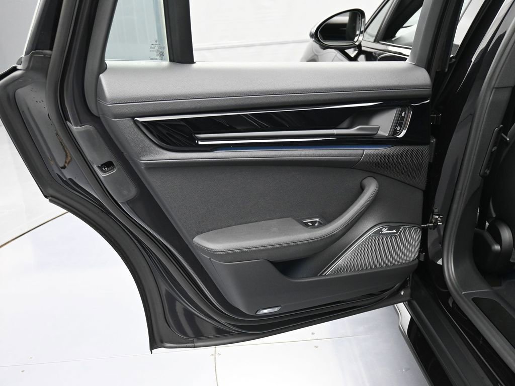 New 2026 Porsche Panamera 4 image 24
