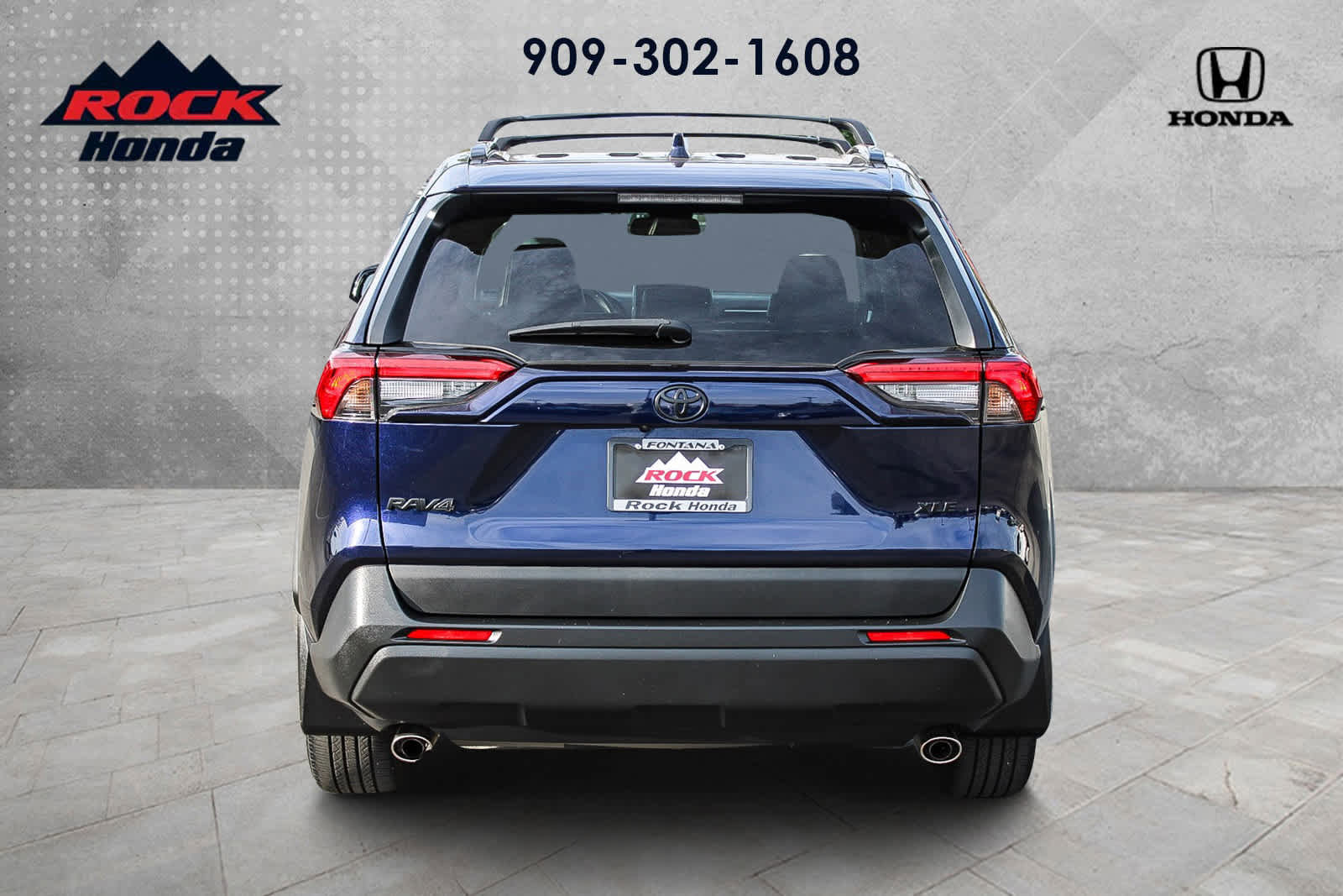 Used 2024 Toyota RAV4 XLE Premium image 5