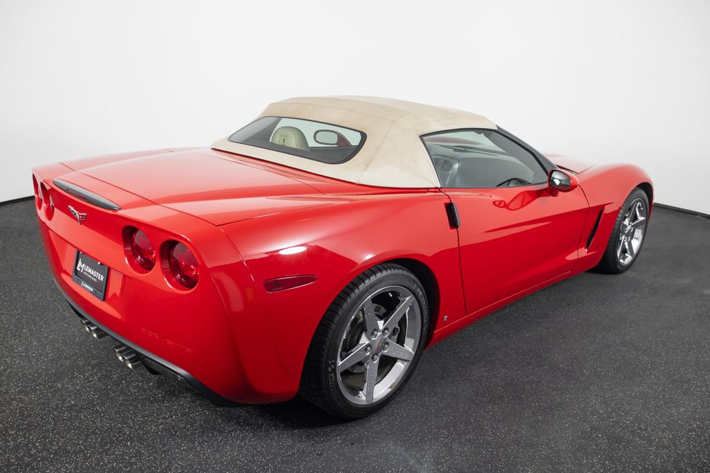 Used 2007 Chevrolet Corvette Convertible w/ Preferred Equipment Group RWD image 57