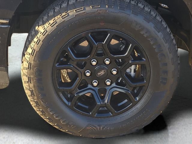 Used 2025 Ford F150 Lariat image 9