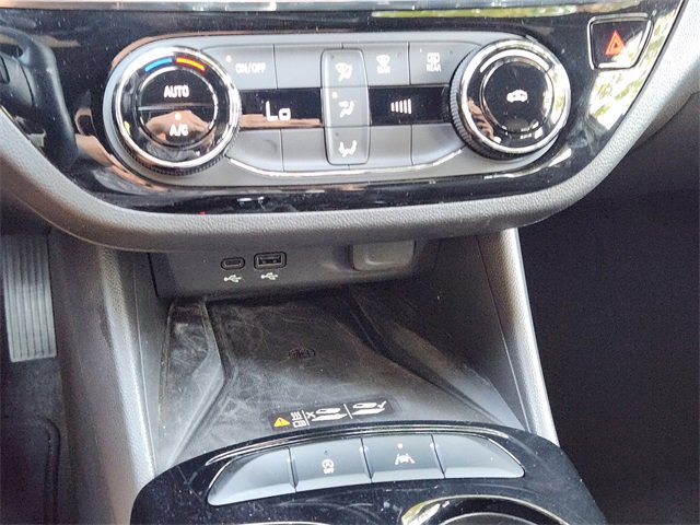 Used 2024 Buick Envista Sport Touring w/ Experience Buick Package image 19