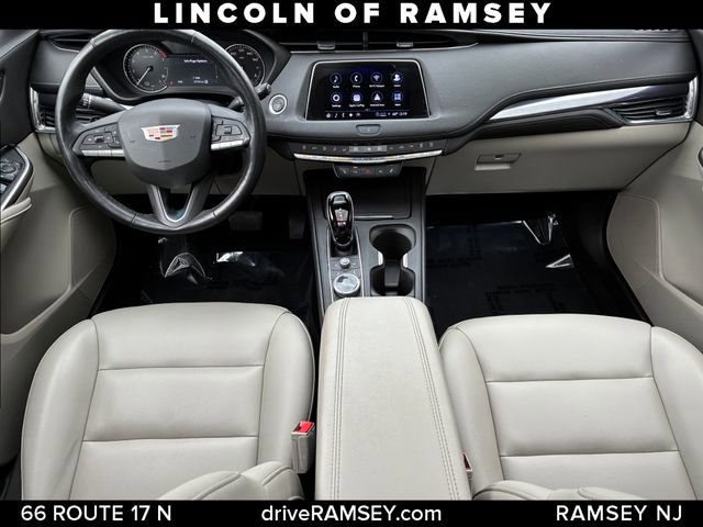 Used 2023 Cadillac XT4 Luxury w/ Cold Weather Package AWD/4WD image 22