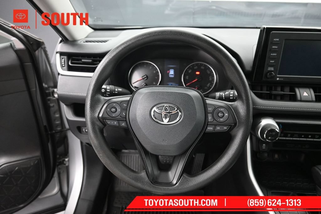 Used 2021 Toyota RAV4 XLE AWD/4WD image 15