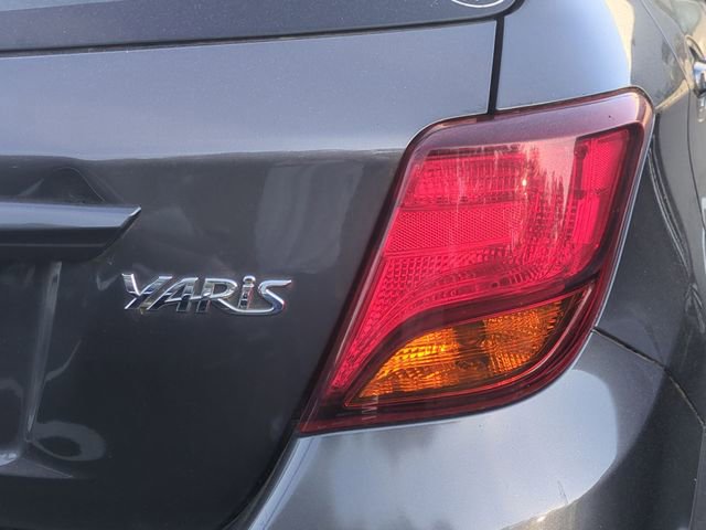 Used 2015 Toyota Yaris L image 5