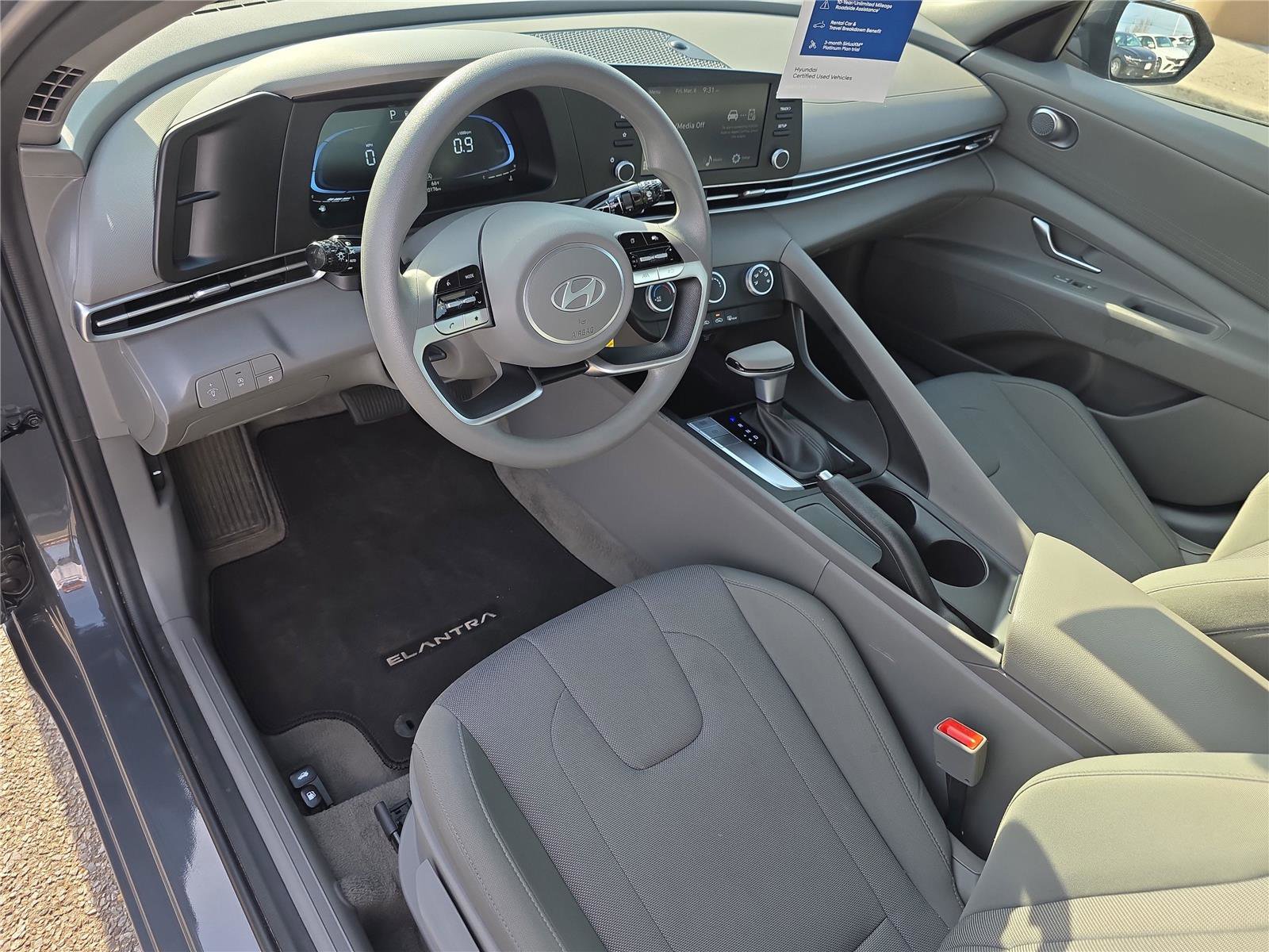 Certified 2024 Hyundai Elantra SE image 14