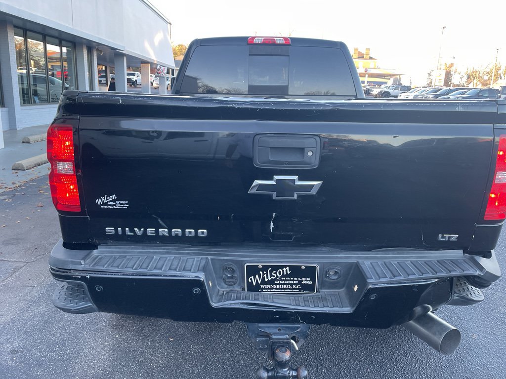 Used 2019 Chevrolet Silverado 2500 LTZ w/ Duramax Plus Package AWD/4WD image 8