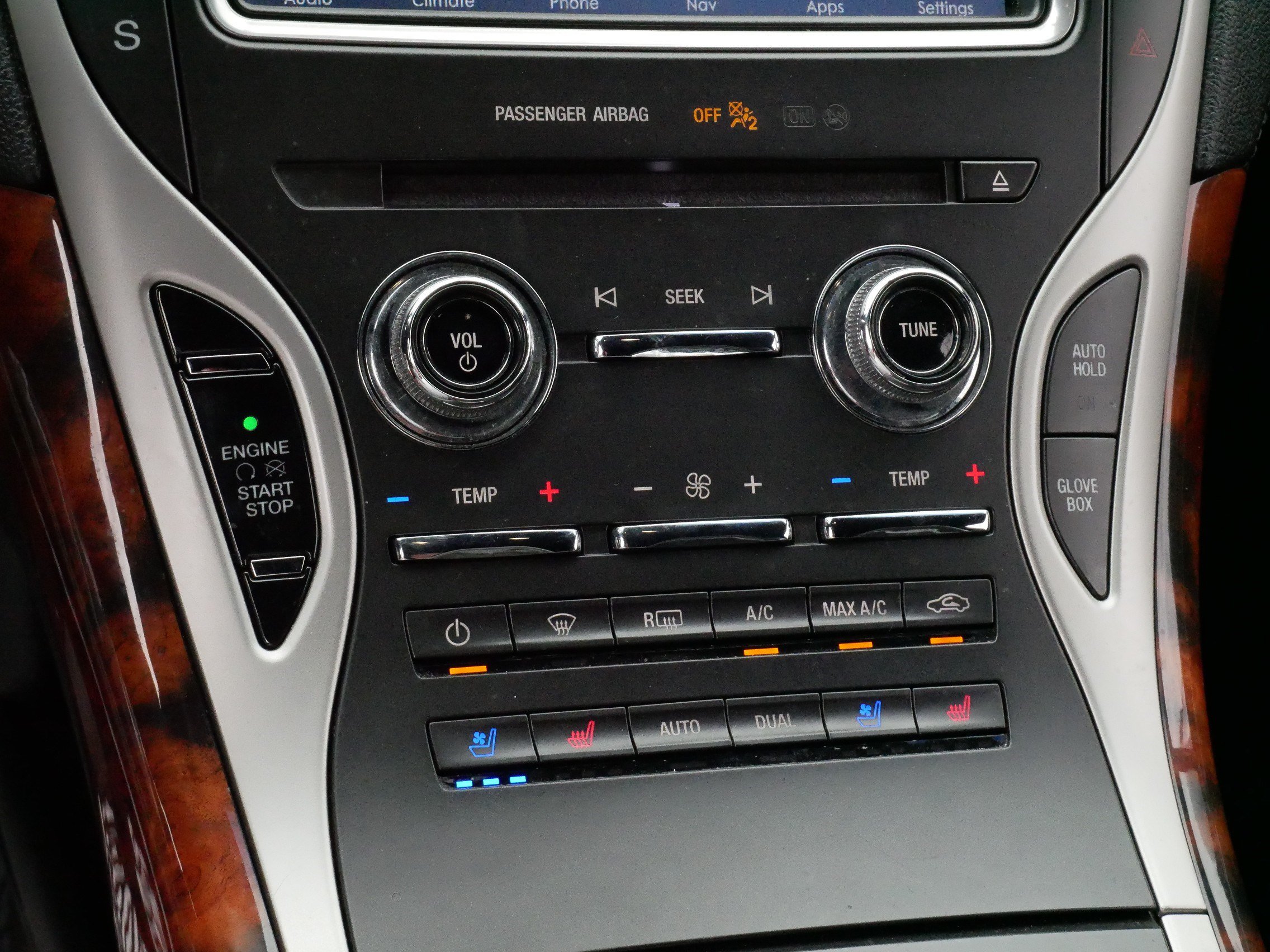 Used 2020 Lincoln Nautilus Reserve AWD/4WD image 23