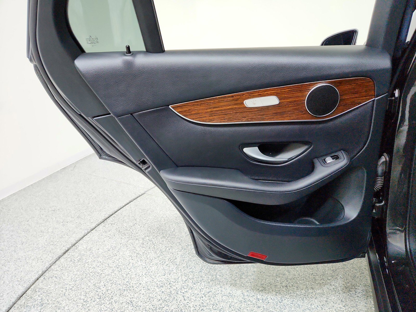 Certified 2022 Mercedes-Benz GLC 300 4MATIC image 22