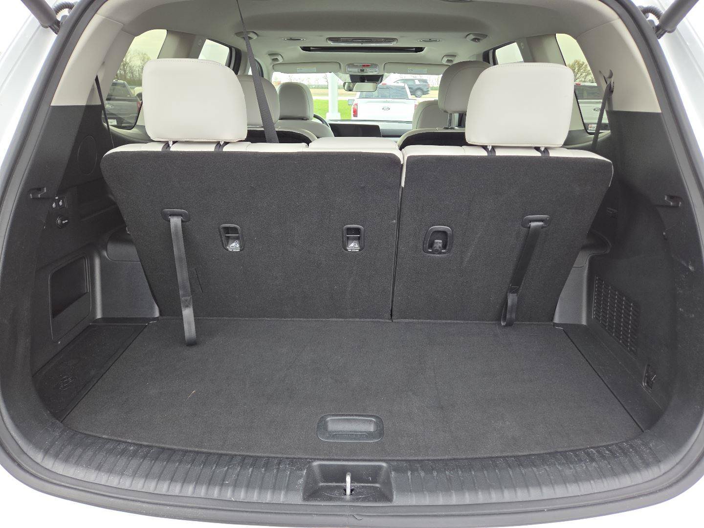 Used 2025 Kia Telluride S FWD image 20