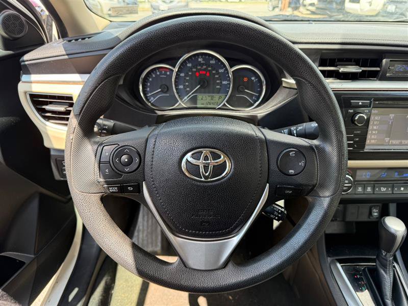 Used 2014 Toyota Corolla LE FWD image 31