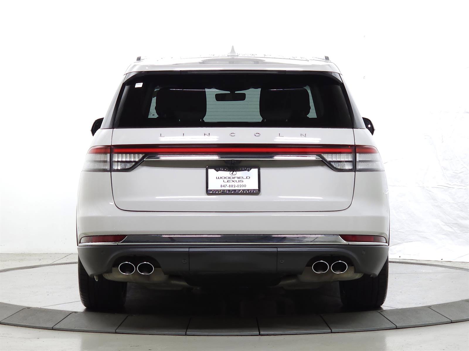 Used 2020 Lincoln Aviator Reserve w/ Equipment Group 202A image 7