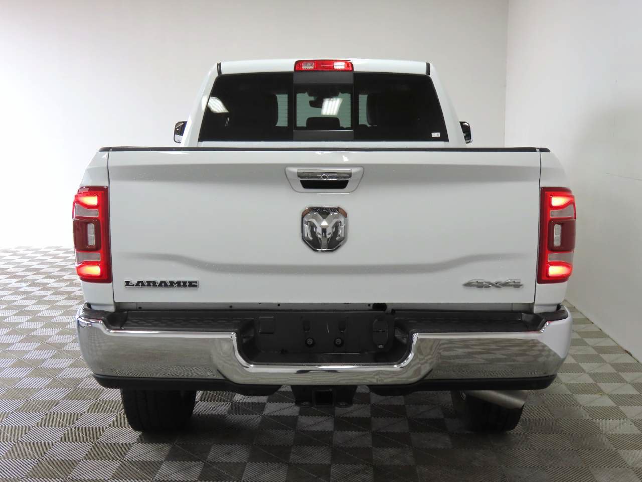 Used 2022 RAM 2500 Laramie AWD/4WD image 4