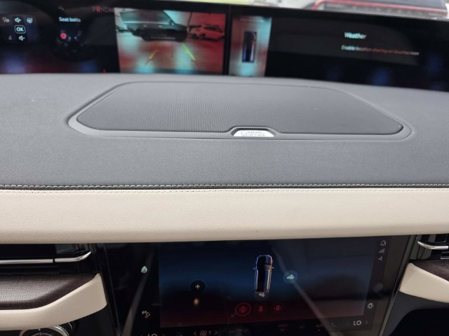 New 2027 Lincoln Navigator L Reserve RWD image 15