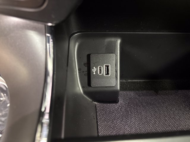 Used 2026 Ford F150 XLT w/ XLT Chrome Appearance Package AWD/4WD image 29