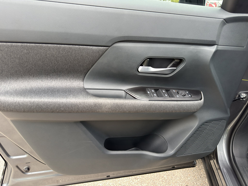 New 2026 Nissan Kicks SV w/ SV Premium Package image 13