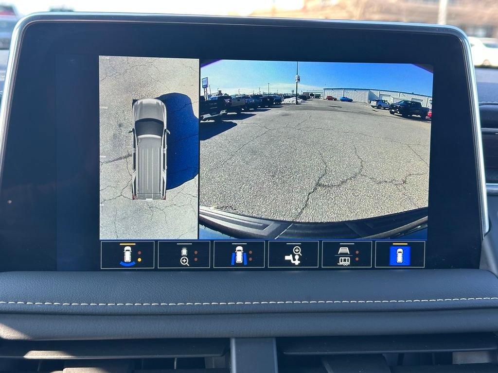 Used 2024 Chevrolet Tahoe Premier w/ Premium Package image 35