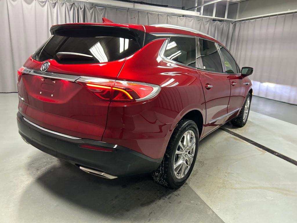 Used 2024 Buick Enclave Essence w/ Experience Buick Package image 7