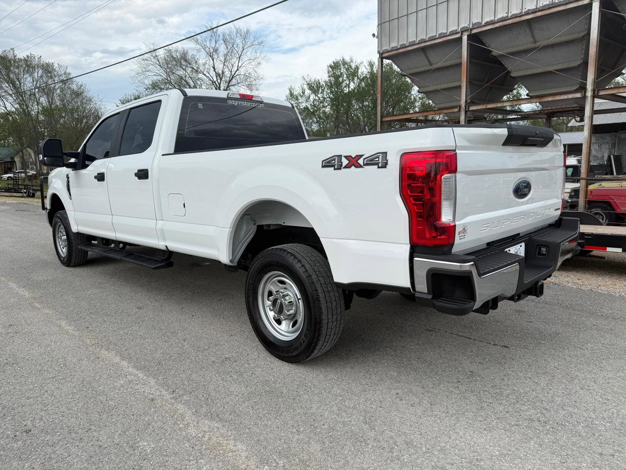 Used 2017 Ford F250 XL w/ Power Equipment Group image 3
