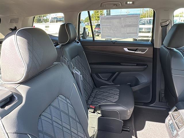 New 2026 Volkswagen Atlas SEL Premium R-Line image 11
