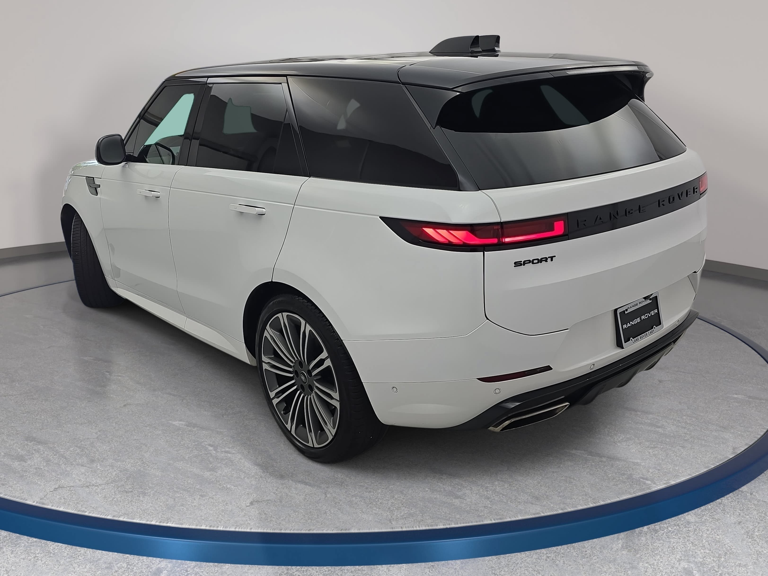 Certified 2024 Land Rover Range Rover Sport Dynamic SE AWD/4WD image 7