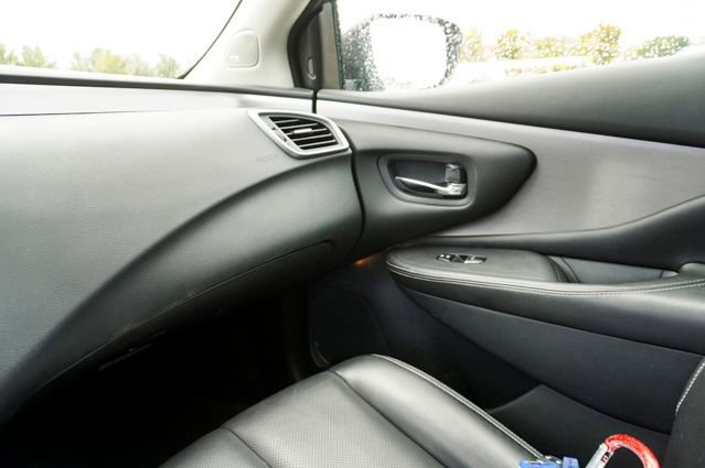 Used 2024 Nissan Murano SL image 30