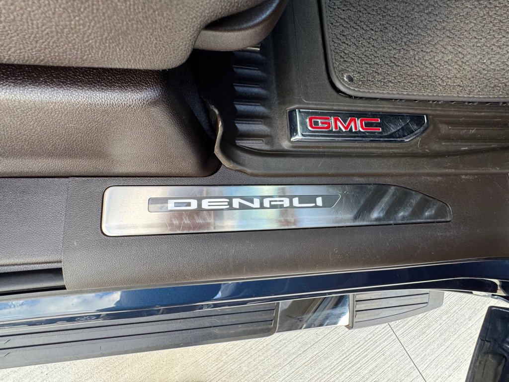 Used 2021 GMC Sierra 1500 Denali image 31