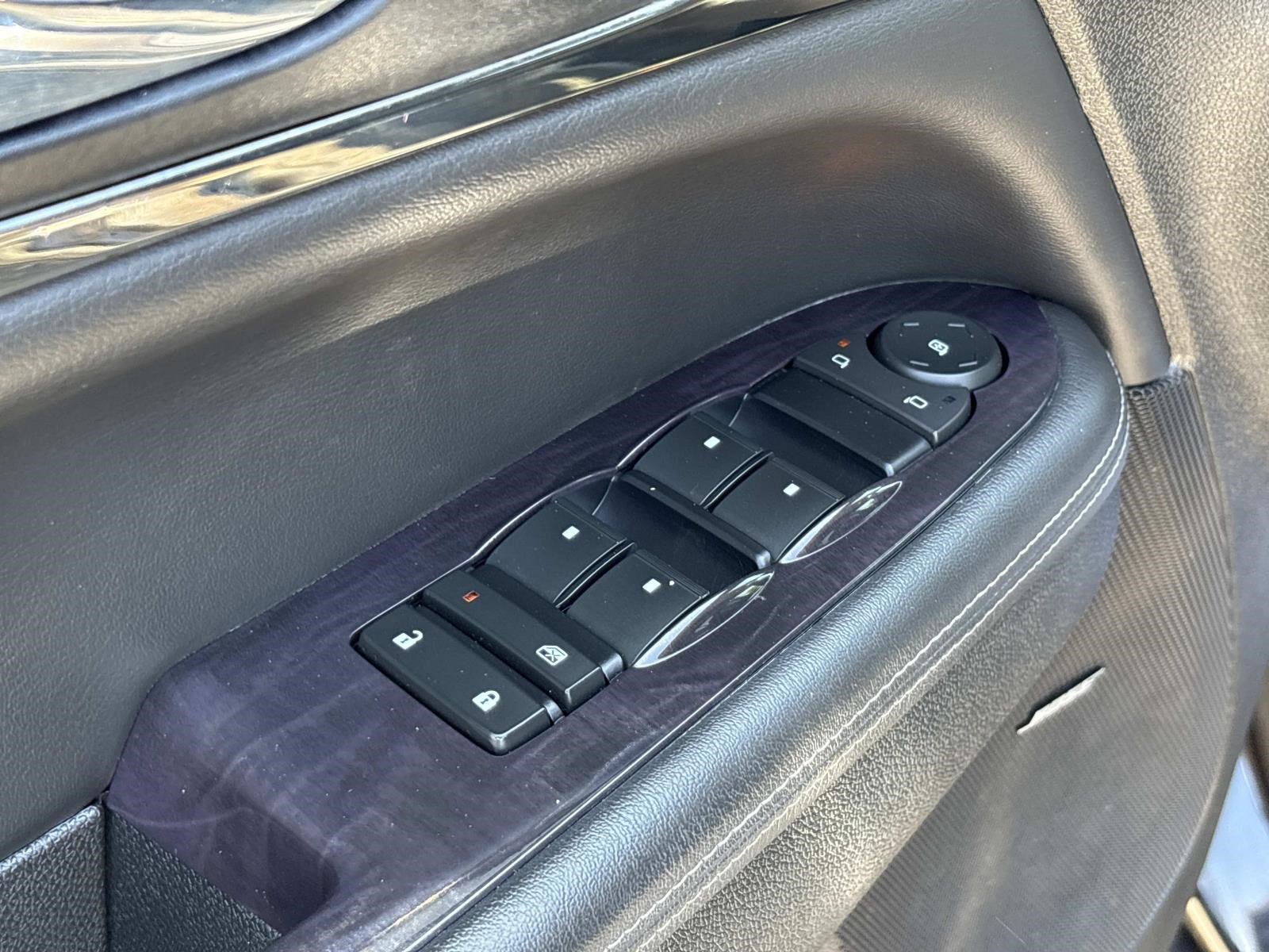 Used 2017 Buick Enclave Leather image 25