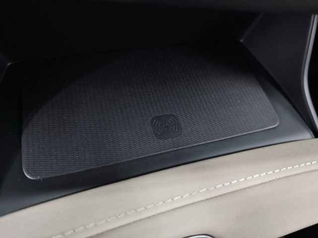 Used 2025 Volvo XC90 B5 Plus image 35