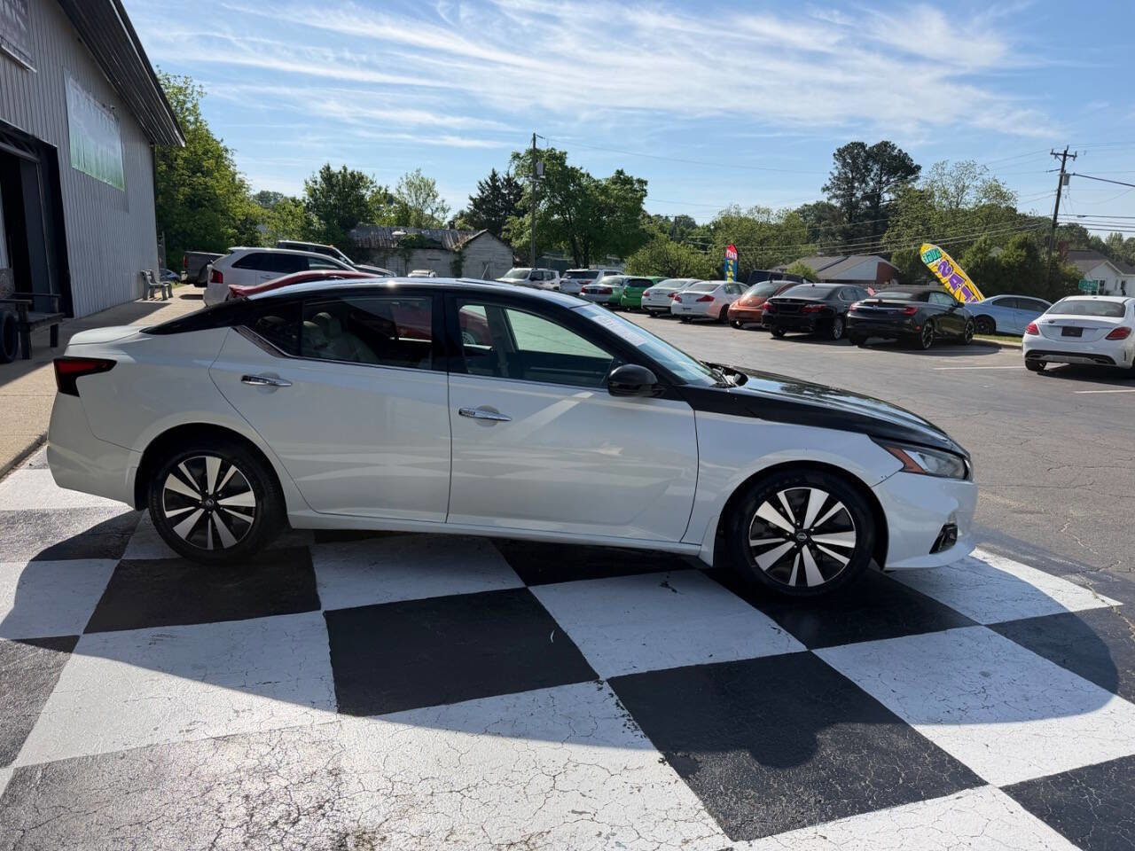 Used 2020 Nissan Altima 2.5 SL FWD image 5