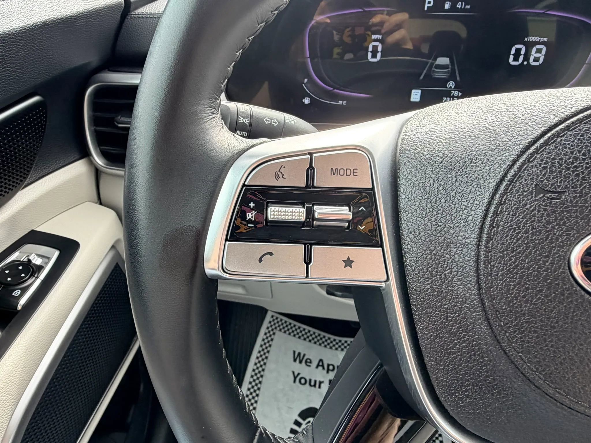 Used 2024 Kia Telluride S image 25