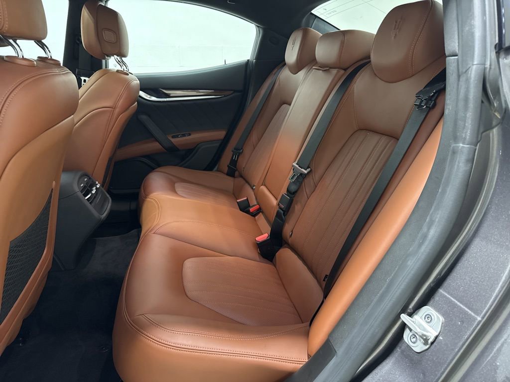Used 2021 Maserati Ghibli S GranLusso AWD/4WD image 41