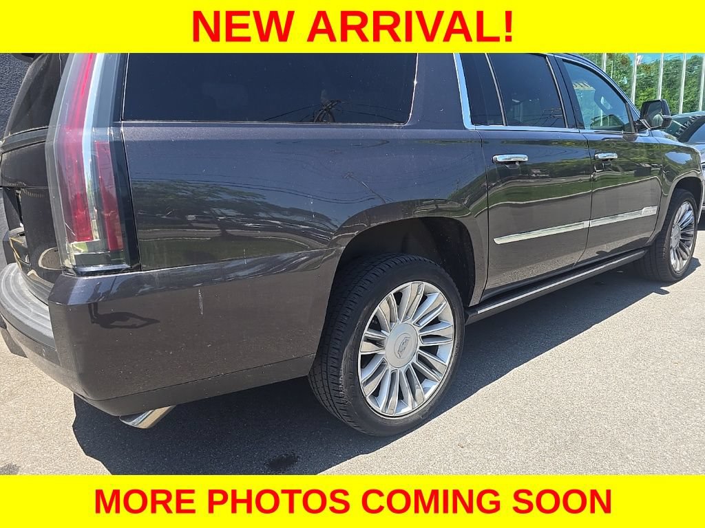 Used 2016 Cadillac Escalade ESV Platinum AWD/4WD image 5