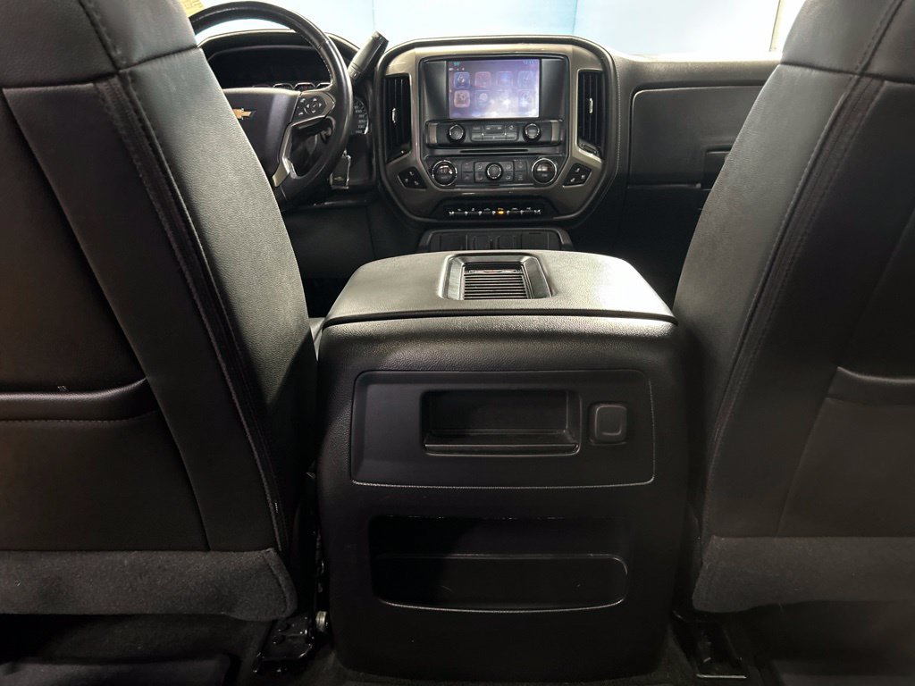 Used 2018 Chevrolet Silverado 1500 High Country AWD/4WD image 38