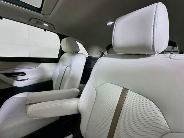 Used 2024 MAZDA CX-90 3.3 Turbo w/ Premium Plus Pkg image 25