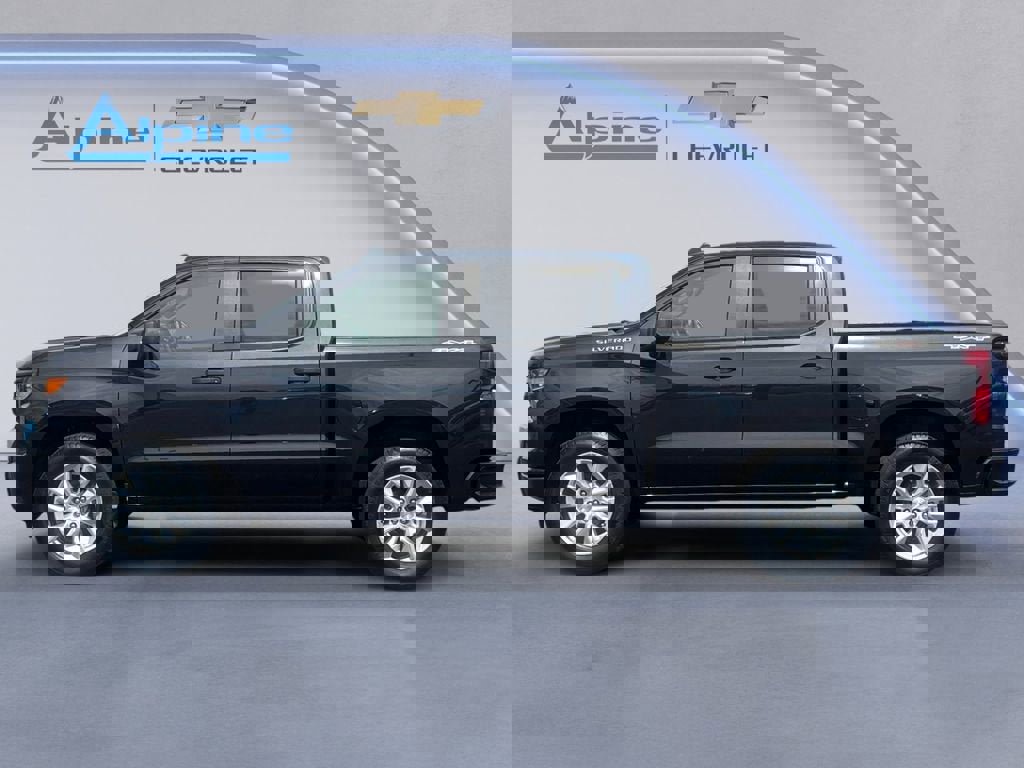 Used 2023 Chevrolet Silverado 1500 Custom AWD/4WD image 2
